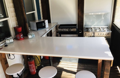 Serignan House | Mobil-home Avec Grand Jardin Privé