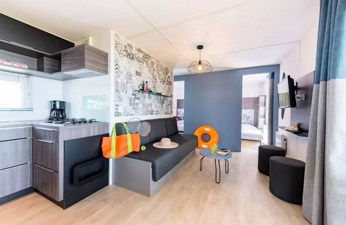 Asserac House | Mobil-home Premium Sea View 4 Rooms 6 People + TV 2 bathrooms