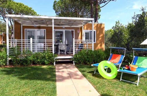 Le Rocchette House | Mobilehome with air conditioning, pool in a sunny location