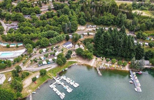 Pourcharesses House | Mobile home 3 bedrooms in a campsite located on the edge of Lake Villefort