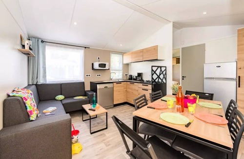 Asserac House | Mobile home 4 rooms 6 persons + TV - 4 soleils