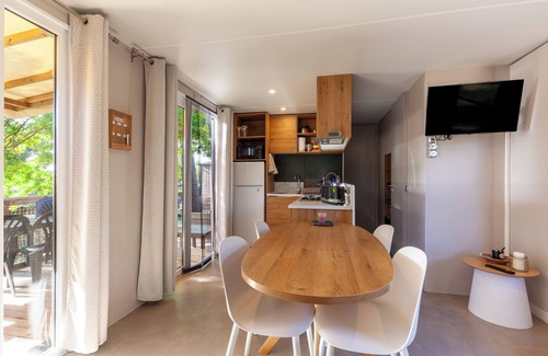 Carry-le-Rouet RV Rental | Mobile Home 'Camping Lou Soulei 218' with Sea View, Shared Pool and Air Conditioning