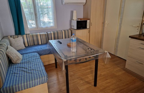 Andernos-les-Bains RV Rental | Mobile Home "Andernos Les Bains" with 2 Private Terraces, Balcony & Shared Pool