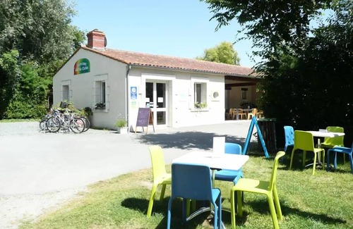 Chaille-les-Marais House | Mobile home BAHIA - 2 bedrooms 33m² 4 persons