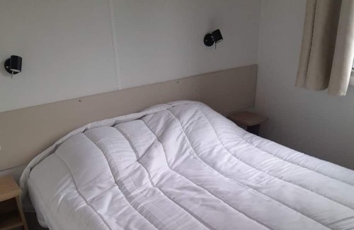 Saint-Jean-de-Monts House | Mobile Home 'Mobilhome Camping Bois Masson' with Shared Pool and Private Terrace