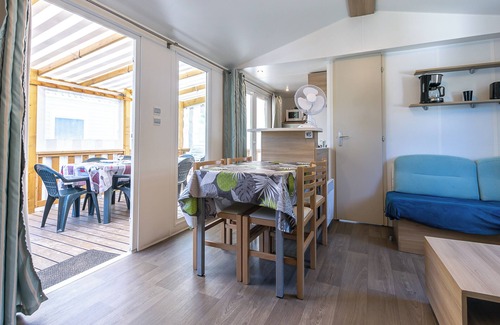 Saint-Jean-de-Monts RV Rental | Mobile Home 'Mobil Home Camping Siblu' with Shared Pool and Private Terrace
