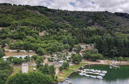Pourcharesses House | Mobile home in a campsite in Lozère on the shores of Lake Villefort
