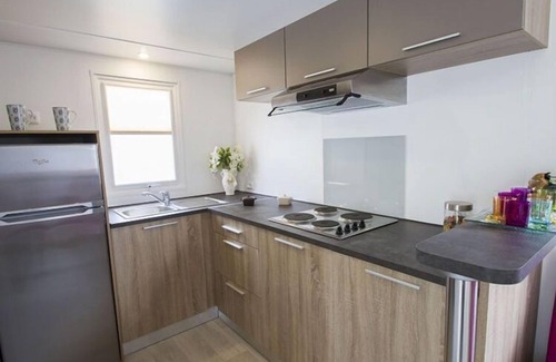 Serignan House | Mobile home in Sérignan with air conditioning