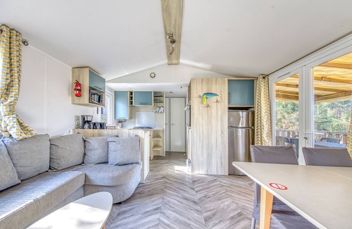 Lege-Cap-Ferret RV Rental | Mobile Home 'Mobilhome Camping Siblu Les Viviers' with Private Terrace and Air Conditioning