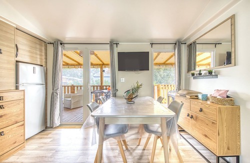 Lege-Cap-Ferret RV Rental | Mobile Home 'Mobil Home Amira 42m2' with Sea View, Wi-Fi and Air Conditioning