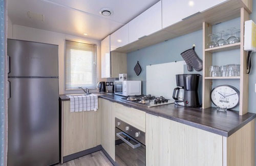Pont-Aven RV Rental | Mobile Home 'Sur Pont-Aven' with Private Terrace and Private Garden
