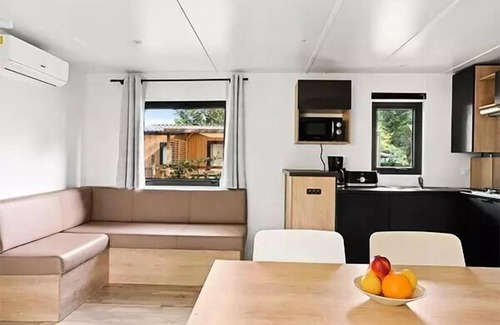 Vitrac House | Mobilheim A/C