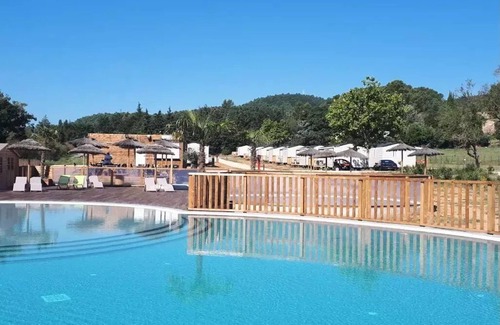 Signes House | Mobilheim - Raised Terrace