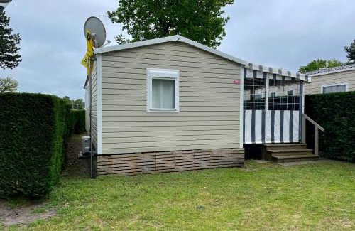 Les Mathes House | Mobilhome Amira 40m2 - Cc781 Les Charmettes 4 stars