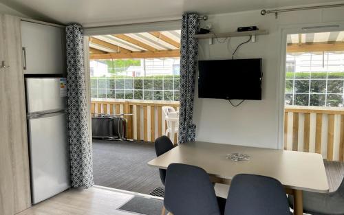 Les Mathes House | Mobilhome Amira 40m2 - Cc781 Les Charmettes 4 stars