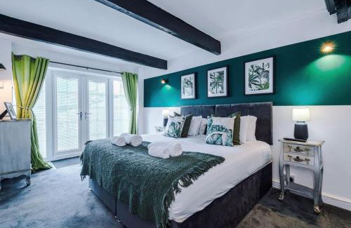 Colwyn Bay House | Mochdre Holiday Cottages