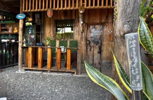 Tarcoles Bed & Breakfast | Mochileros MarAbi