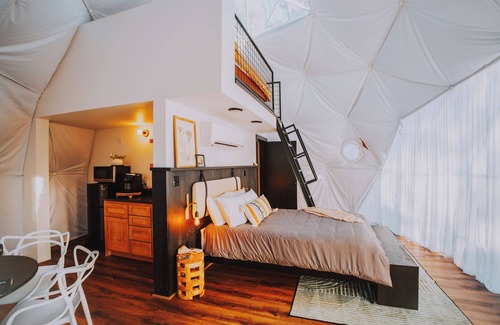 Mid America Resort | Mockingbird Geodesic Dome at Starlight Haven Resort