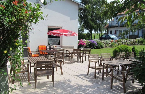 Meschendorf Apartment | Mod Apartment in Rerik Germany with Terrace