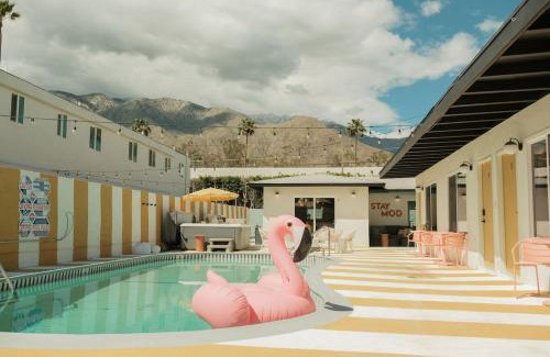 Uptown Design District Villa | Mod Hotel