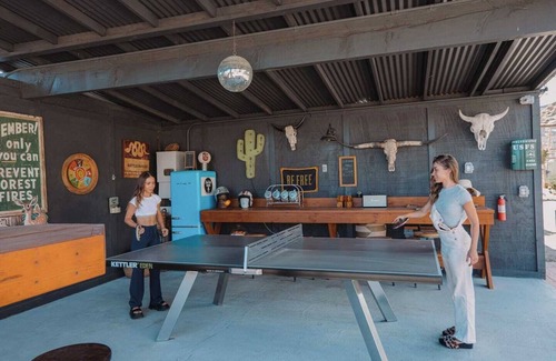 Pioneertown House | Mod West Ranch: Breathtaking Boulder Playground