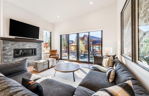 Truckee House | Modane Modern