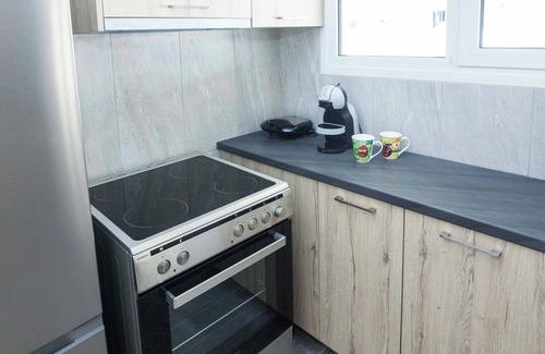 Athens Apartment | Modern 1 Bd Balcony Apt in Kato Patisia