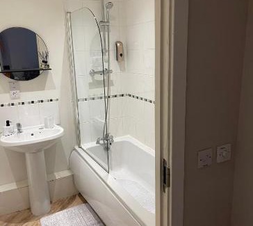 Bordesley Apartment | Modern 1 bed Apartment close to city centre