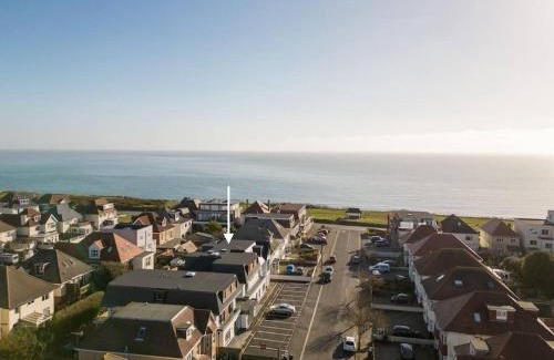 Boscombe Apartment | Modern 1 Bed, close to beach and highstreet