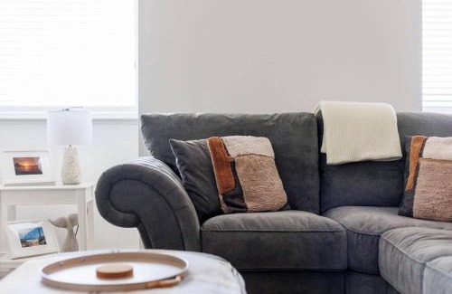 Boscombe Apartment | Modern 1 Bed, close to beach and highstreet