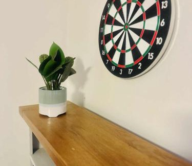 Newark Apartment | Modern 1-Bed Retreat in heart of newark-with ease access to local attractions and transport