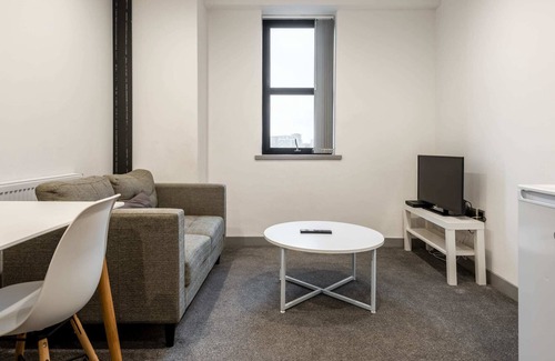 Barnsley Apartment | Modern 1 Bedroom Apartment in Barnsley