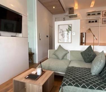 Brondesbury Park Apartment | Modern 1-bedroom flat on The Avenue