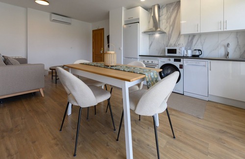 Ciudad Lineal Apartment | Modern 1-bedroom flat with large windows and sofa bed for guests in Madrid