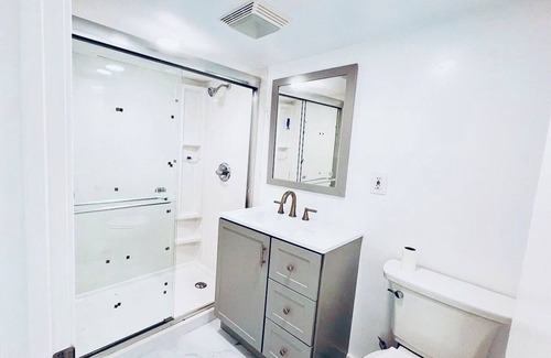Northside Apartment | Modern 1 bedroom in charming San Jose