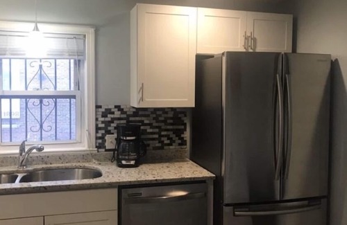 Federal Hill Apartment | Modern 1 bedroom on historic federal hill.