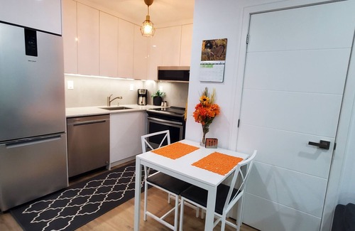 Woodbine - Lumsden Apartment | Modern, 1 bedroom, private, close to subway