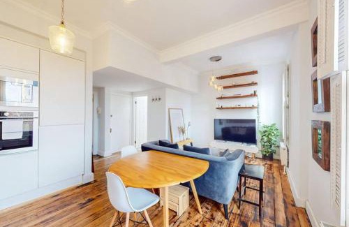Clapham Apartment | Modern 1BD flat in Clapham Old Town