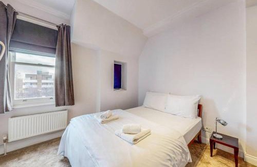 Clapham Apartment | Modern 1BD flat in Clapham Old Town