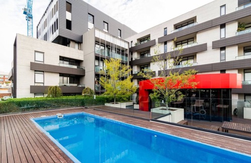Richmond North Apartment | Modern 1BD in the Heart of Richmond w/Pool & Gym!