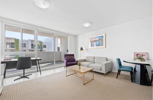Belconnen Apartment | Modern 1bed Apartment with Resort-Style Amenities