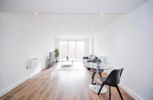 Bracknell Apartment | Modern 1Bed Apt with Parking - Grand Exchange Bracknell