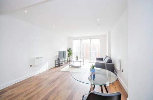 Bracknell Apartment | Modern 1Bed Apt with Parking - Grand Exchange Bracknell