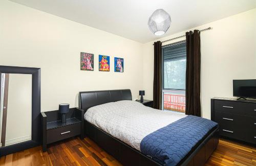 Birmingham Hotel | Modern 1BR Apartment near Edgbaston Cricket Ground