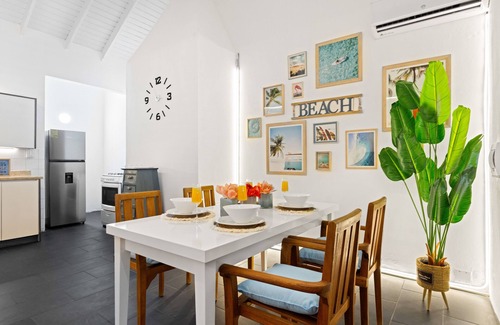 Esmeralda Apartment | Modern 1BR Aruba Escape – Near Beach, Full Kitchen, AC, Ideal for Couples