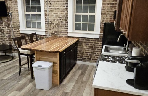 Maryville Apartment | Modern 1BR in GREAT Location! (Unit 203)