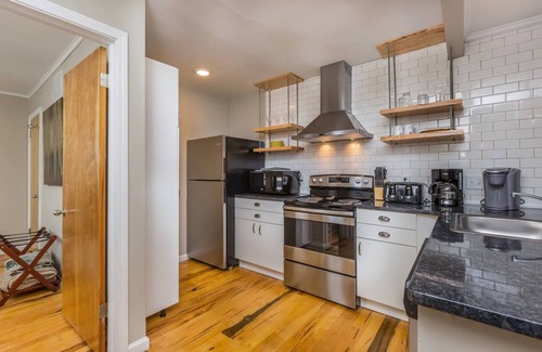 Winston - Salem Apartment | Modern 1BR Near WFU Hospital