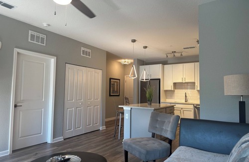 Highlands Apartment | “Modern 1BR Top Floor Apt with Sofa Bed & Preserve Views – Sleeps 4”