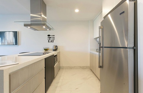 Centro Condo | Modern 2-Bed/2-Bath Condo Near Riu Hotel & Beach with Rooftop Pool
