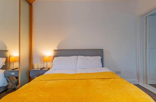 Sittingbourne House | Modern 2 bed 2 Bath House in Sittingbourne by Splendid Stays